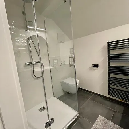 Mit Pool & Sauna エーレンハウゼン