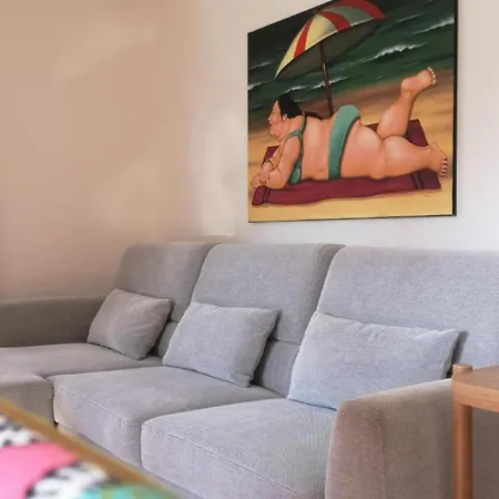 別荘 Mit Pool & Sauna