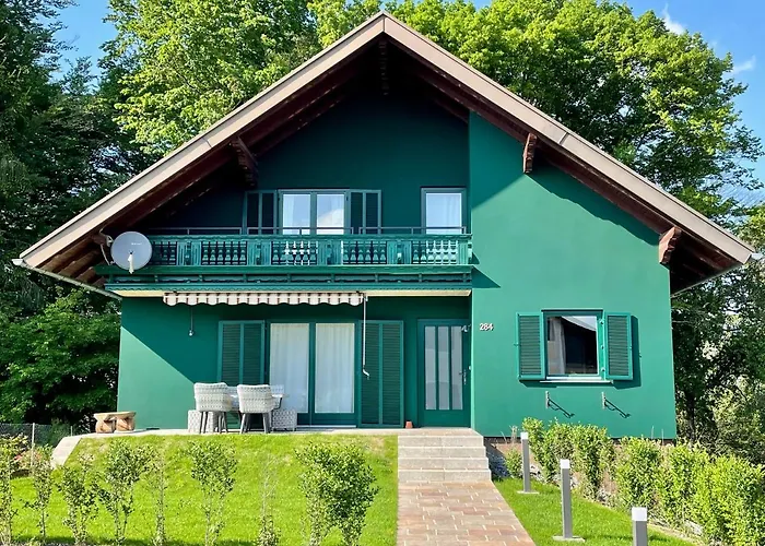 Semesterbostad Mit Pool & Sauna